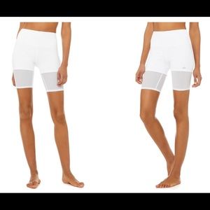 ALO yoga high waist lavish biker short XS